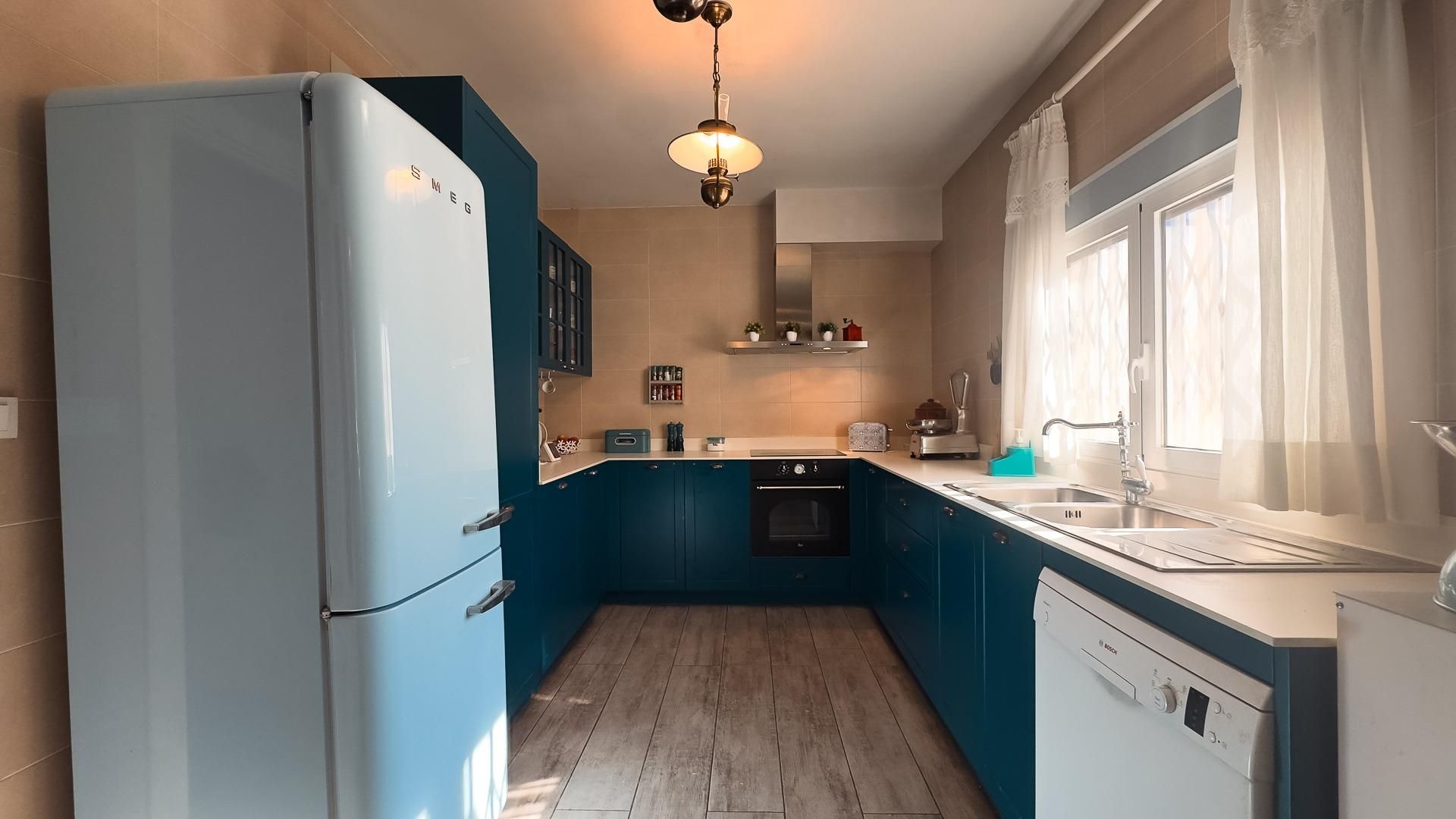 Cocina de Casa o chalet en venta en San Vicente del Raspeig / Sant Vicent del Raspeig con Calefacción, Terraza y Trastero