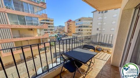 Foto 2 de Apartamento en venta en Calle de la Roca Llarga, 7, Santa Margarita, Roses