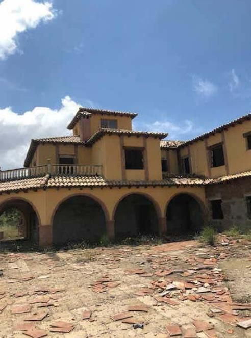 Vista exterior de Edifici en venda en Chillón