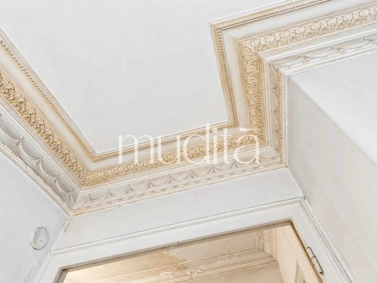 Casa adosada en venta en El Masnou con Trastero y Balcón