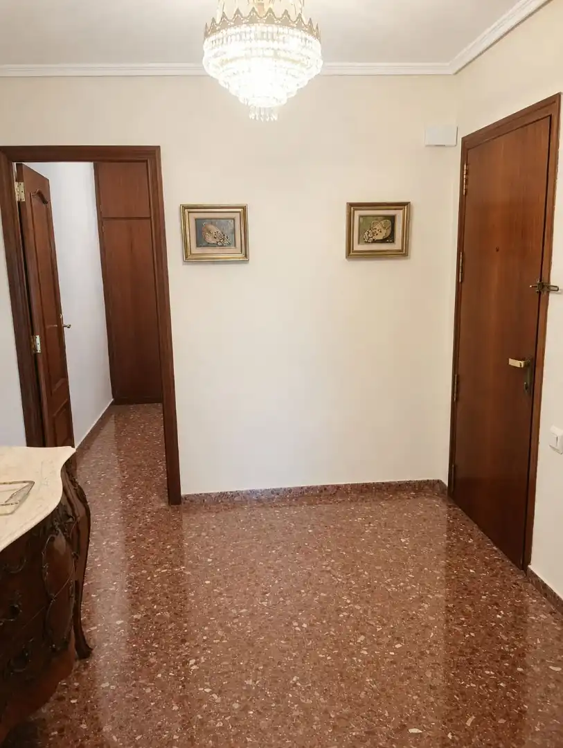 Flat for rent in Valencia  with Air Conditioner, Furnished and Oven