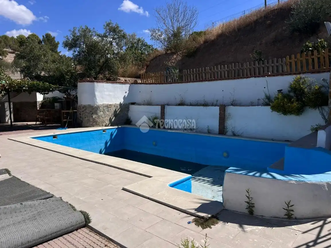 Schwimmbecken von Grundstücke zum Verkauf in Pulianas
