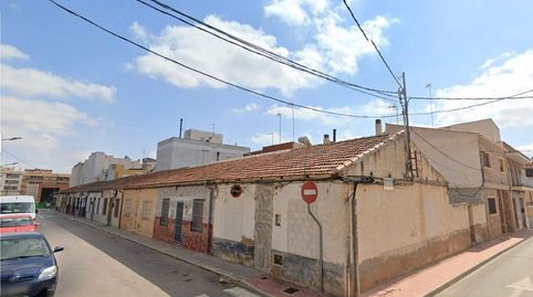Oportunidad en el Centro de Albatera  Vivienda con Potencial para Reformar o Construir