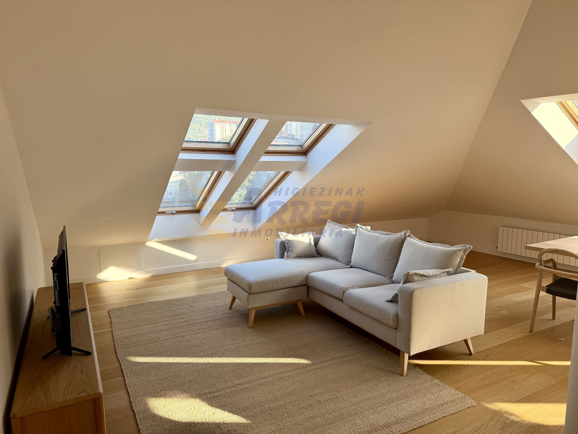 Sala de estar de Ático en venta en Eibar con Calefacción