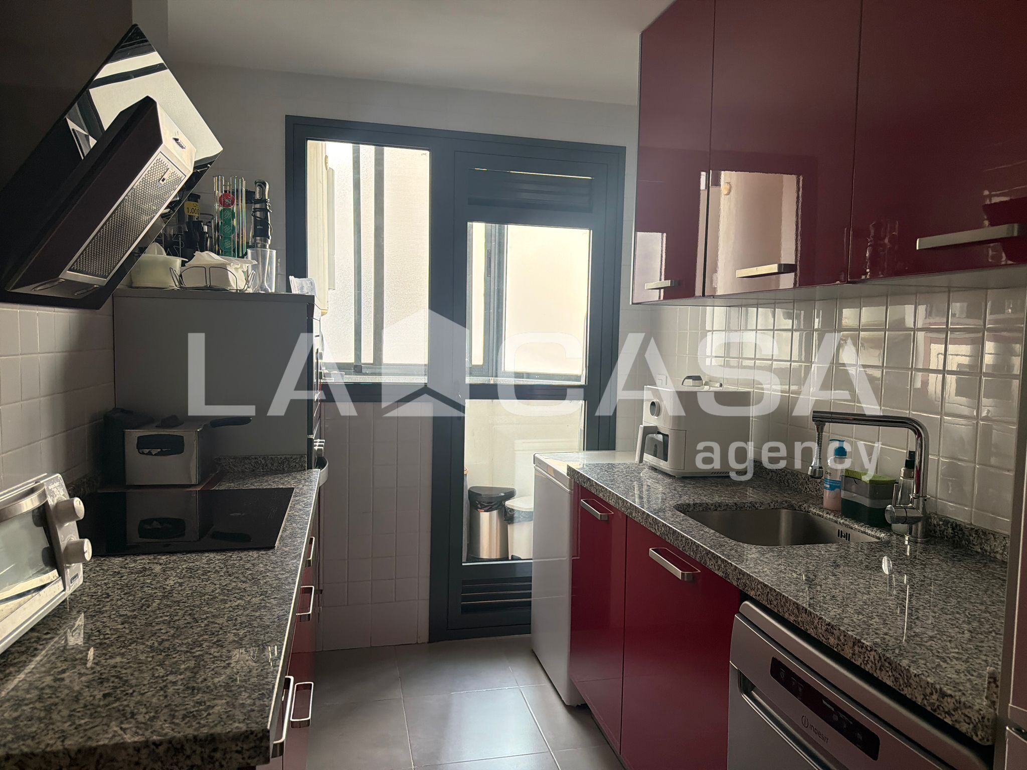 Flat for sale in Entrenúcleos