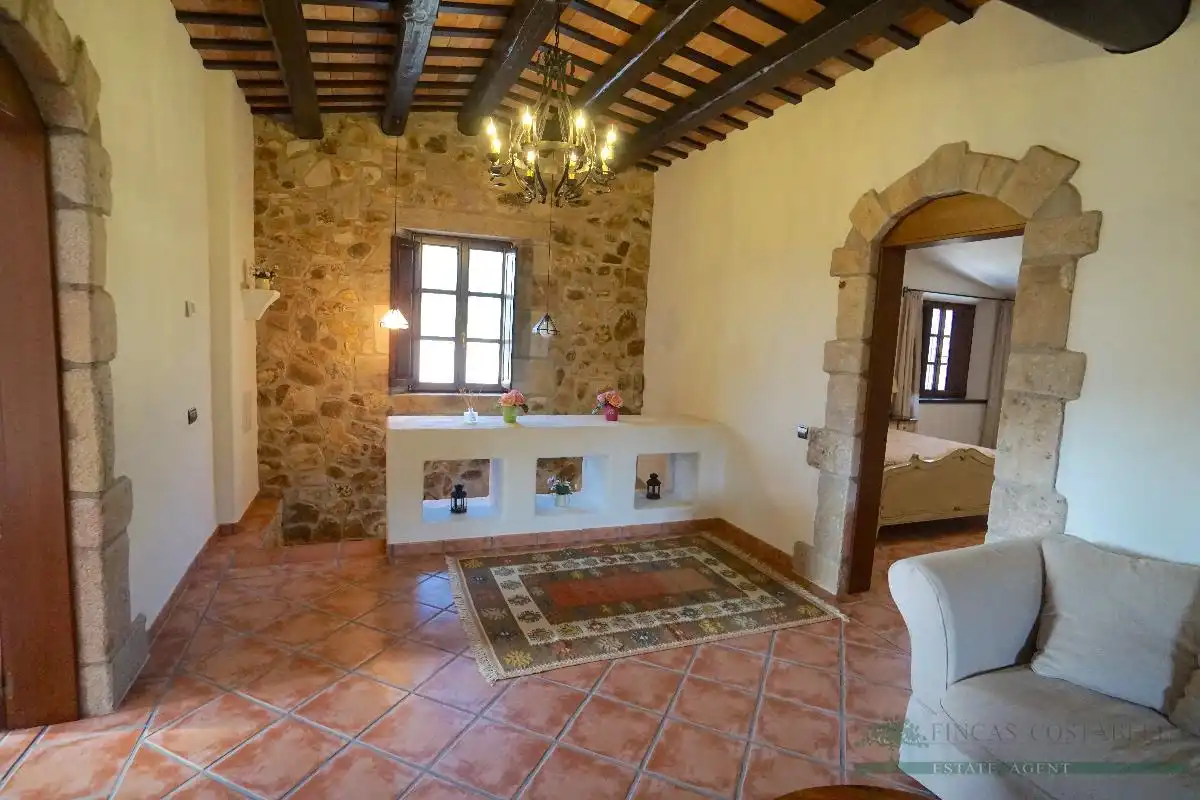 Country homes for sale in Castell d'Aro, Platja d'Aro i s'Agaró  with Air Conditioner, Heating and Terrace