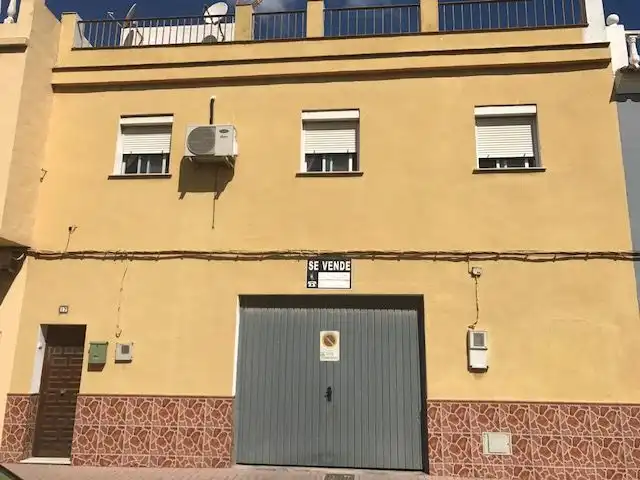 Casa en venda a Calle Madrid 17, imagen 2
