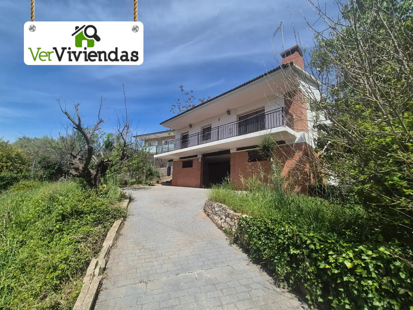 Vista exterior de Casa o chalet en venta en Vallirana con Jardín privado, Parquet y Terraza