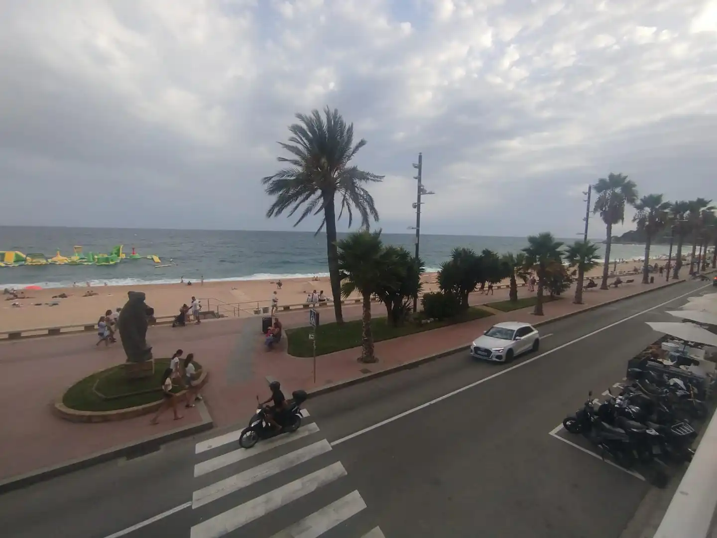 Vista exterior de Pis de lloguer en Lloret de Mar amb Calefacció, Moblat i Balcó