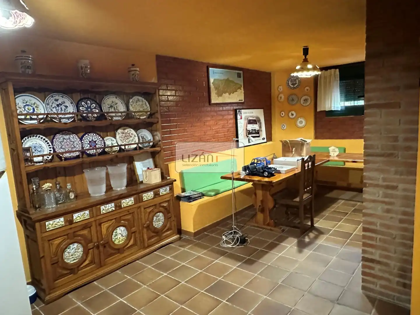 Casa o xalet en venda en Oviedo  amb Calefacció, Jardí privat i Terrassa