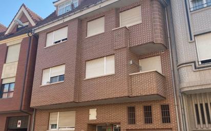 Exterior view of Flat for sale in Valverde de la Virgen  with Heating, Terrace and Storage room