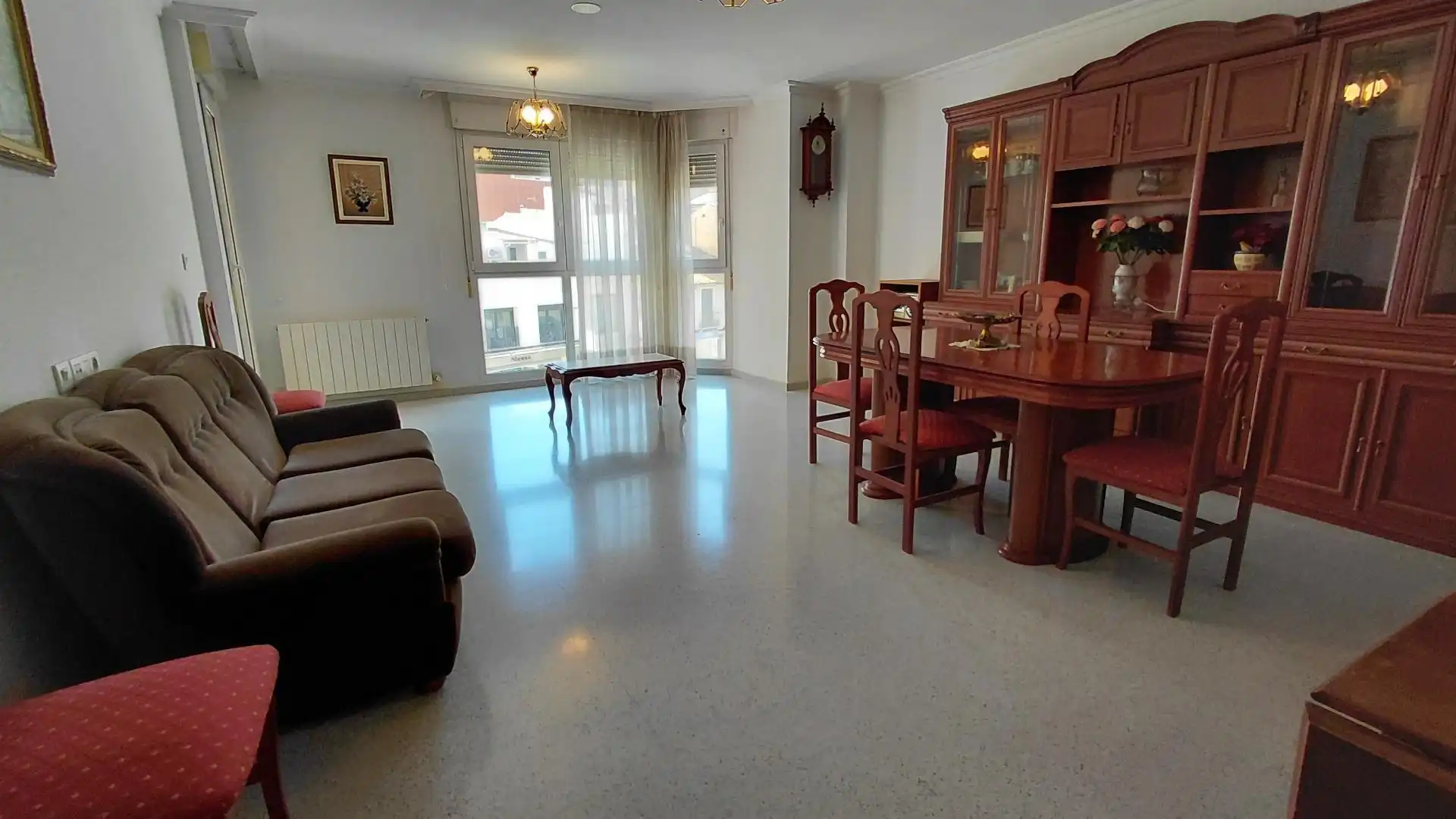 Wohnzimmer von Wohnung zum Verkauf in Villena mit Heizung und Balkon