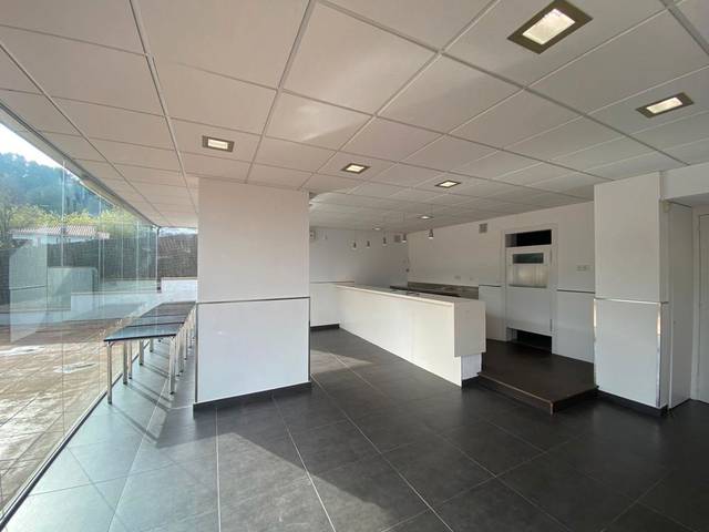 Local comercial en Alquiler en Carrer Empordà, 5 en Corbera de Llobregat