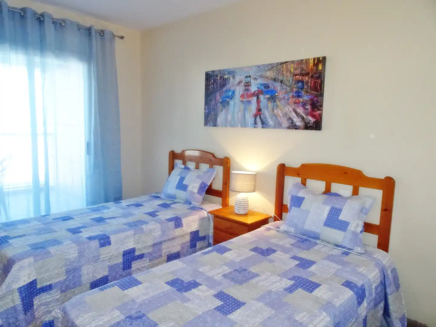 Habitación de Apartamento de alquiler en Gandia con Terraza, Amueblado y Horno