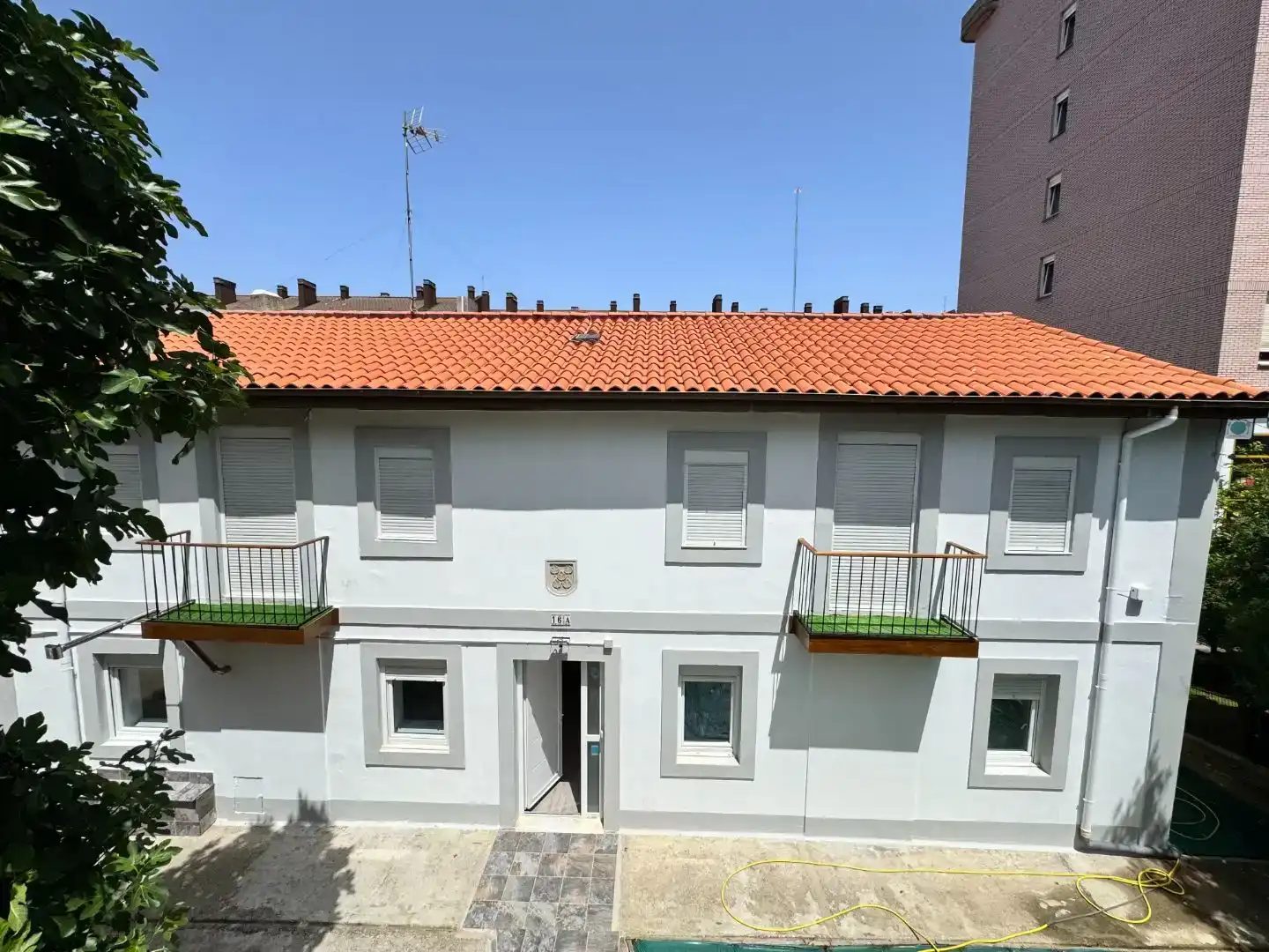 Außenansicht von Haus oder Chalet zur Miete in Santander mit Privatgarten, Möbliert und Ofen