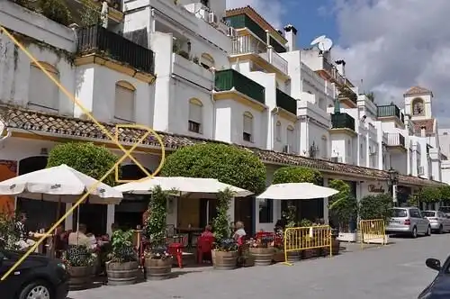 Houses for sale in Benahavís  with Air Conditioner, Heating and Private garden