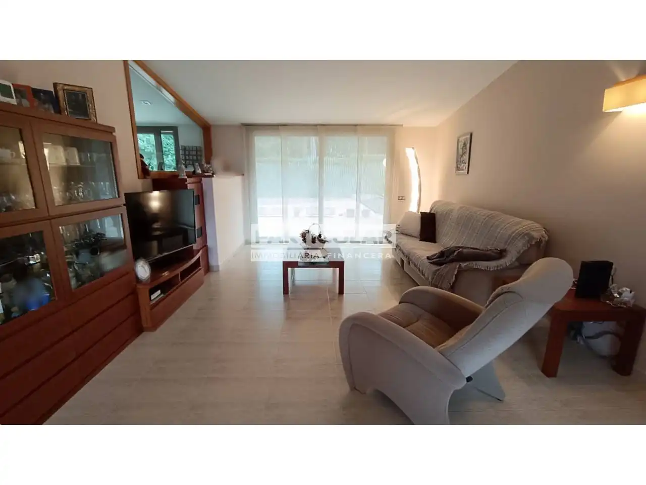 Sala d'estar de Casa o xalet en venda en La Roca del Vallès, Barcelona
