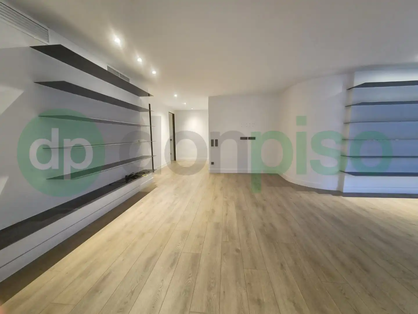 Piso en venta en Madrid con Aire acondicionado, Calefacción y Terraza