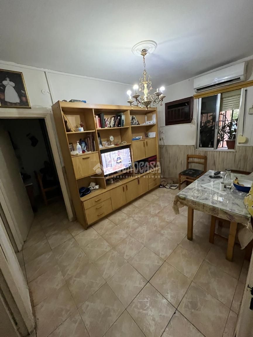 Living room of Flat for sale in  Sevilla Capital  with Air Conditioner