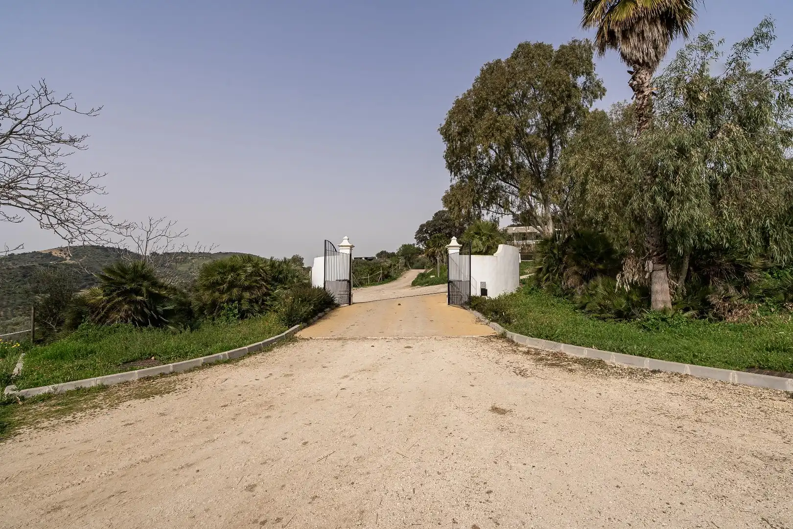 Finca rústica en venta en Villanueva de la Concepción con Terraza, Piscina y Amueblado