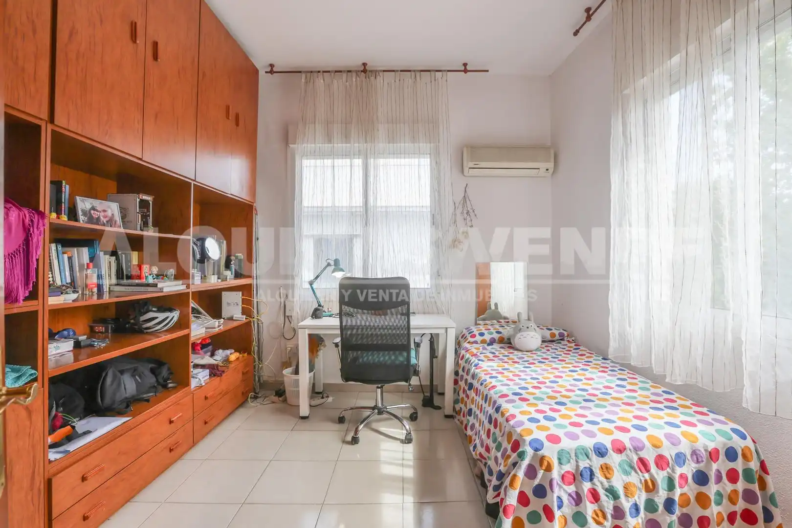 Bedroom of Flat for sale in Sevilla  with Air Conditioner