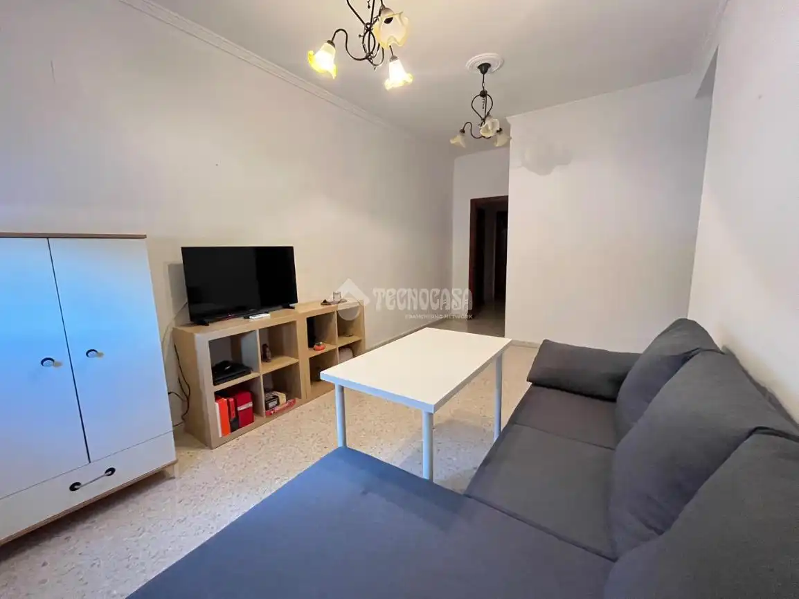 Sala de estar de Piso en venta en Dos Hermanas con Trastero