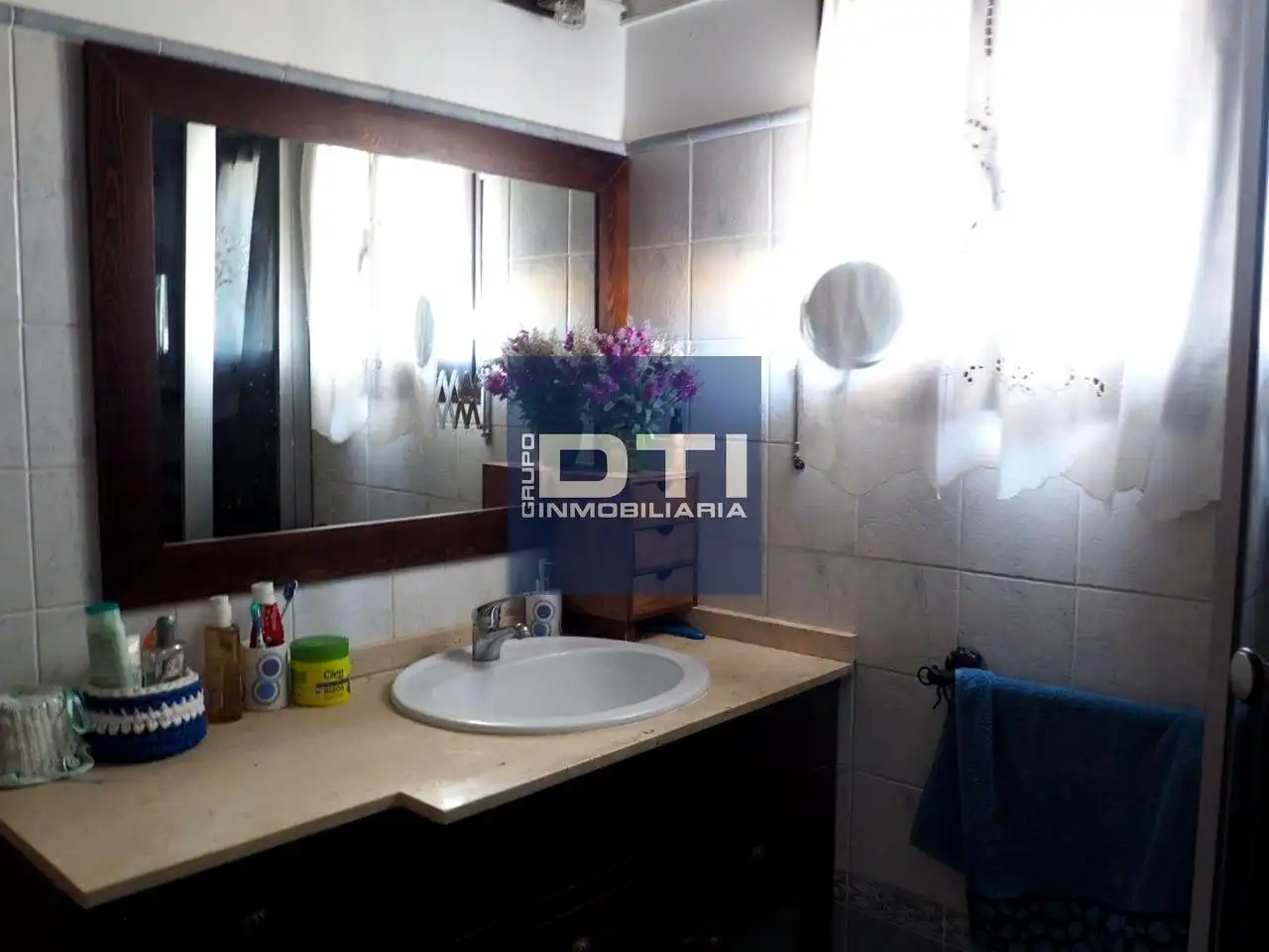 Baño de Finca rústica en venta en Munera con Piscina y Piscina comunitaria