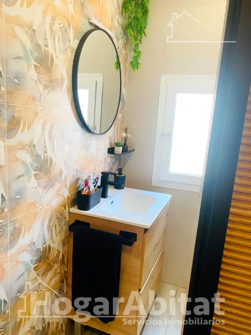 Badezimmer von Wohnung zum Verkauf in Gandia mit Klimaanlage, Heizung und Möbliert