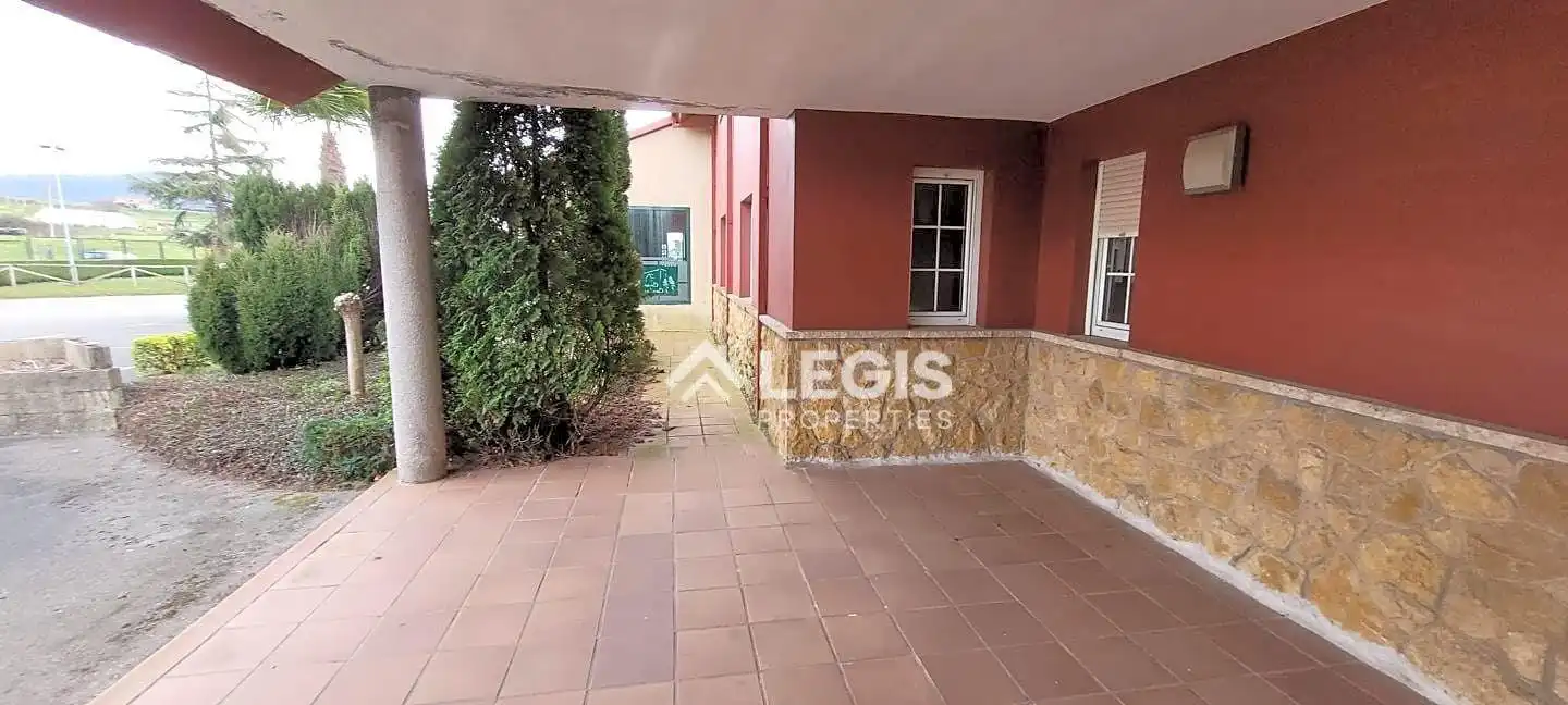 Terraza de Edificio en venta en Llanera