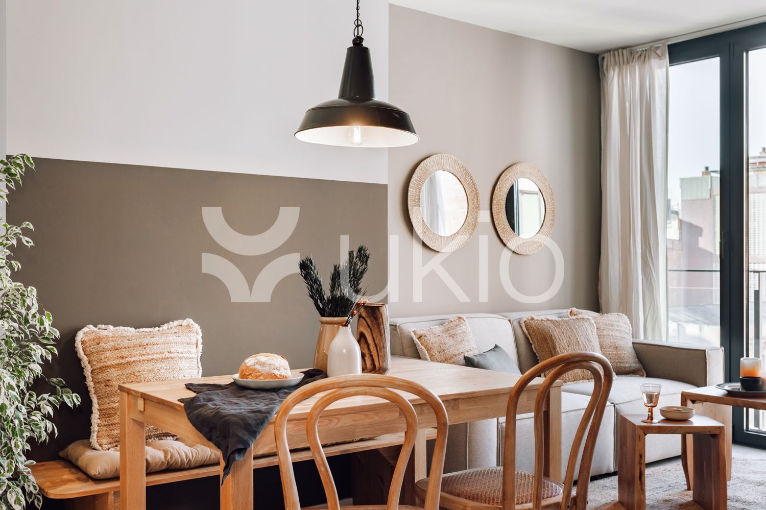 Dining room of Apartment to rent in  Barcelona Capital  with Air Conditioner, Furnished and Oven