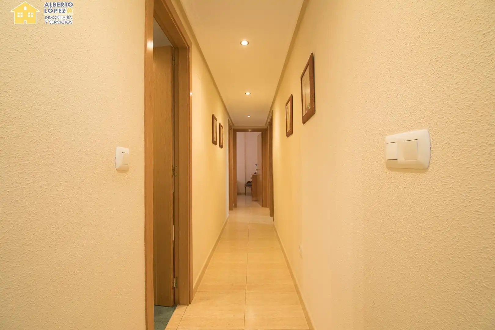 Apartamento en venta en Alicante / Alacant con Aire acondicionado, Calefacción y Piscina comunitaria