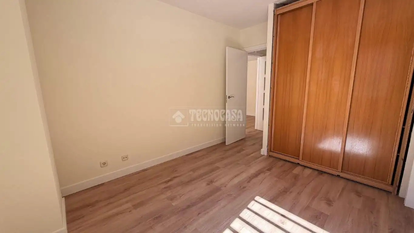 Habitación de Piso en venta en Madrid con Aire acondicionado, Calefacción y Trastero