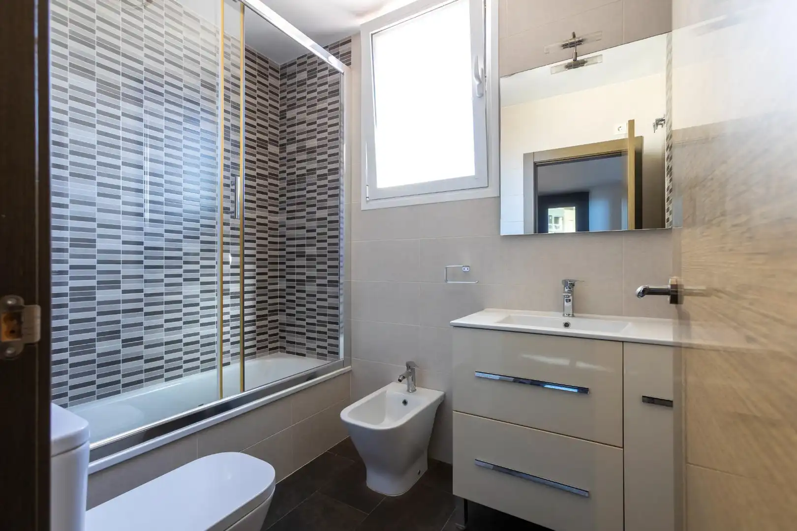 Casa a schiera in vendita a Avenida YACIMIENTOS DE LOS, imagen 9