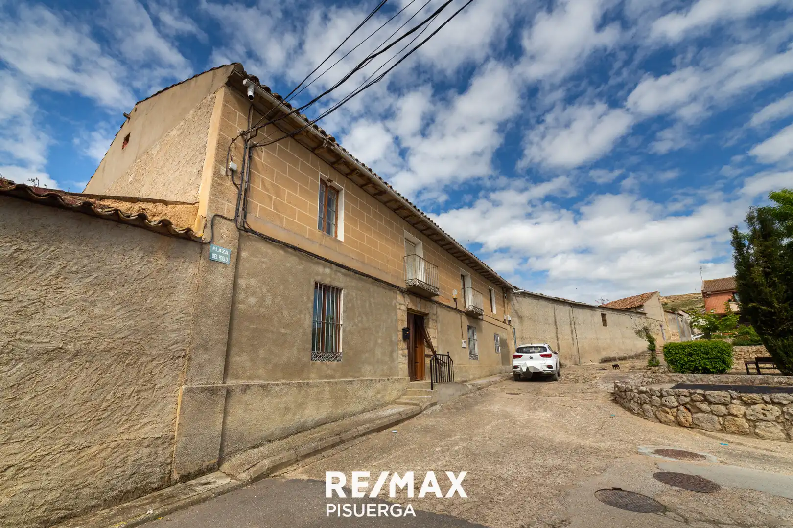 Exterior view of Houses for sale in Tordehumos  with Private garden, Terrace and Storage room