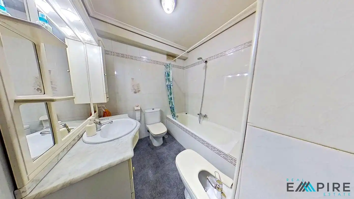 Baño de Casa o chalet en venta en Parla con Calefacción, Terraza y Amueblado