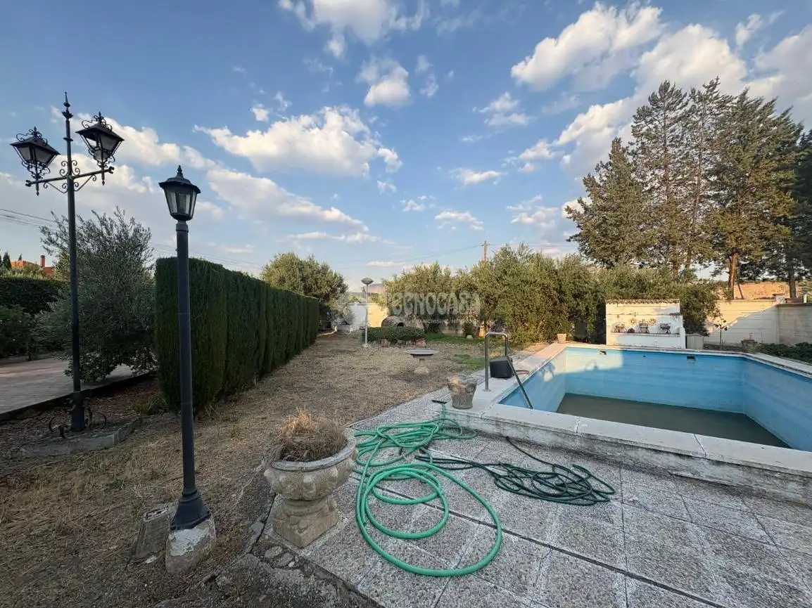 Maison avec piscine à vendre à Iznalloz