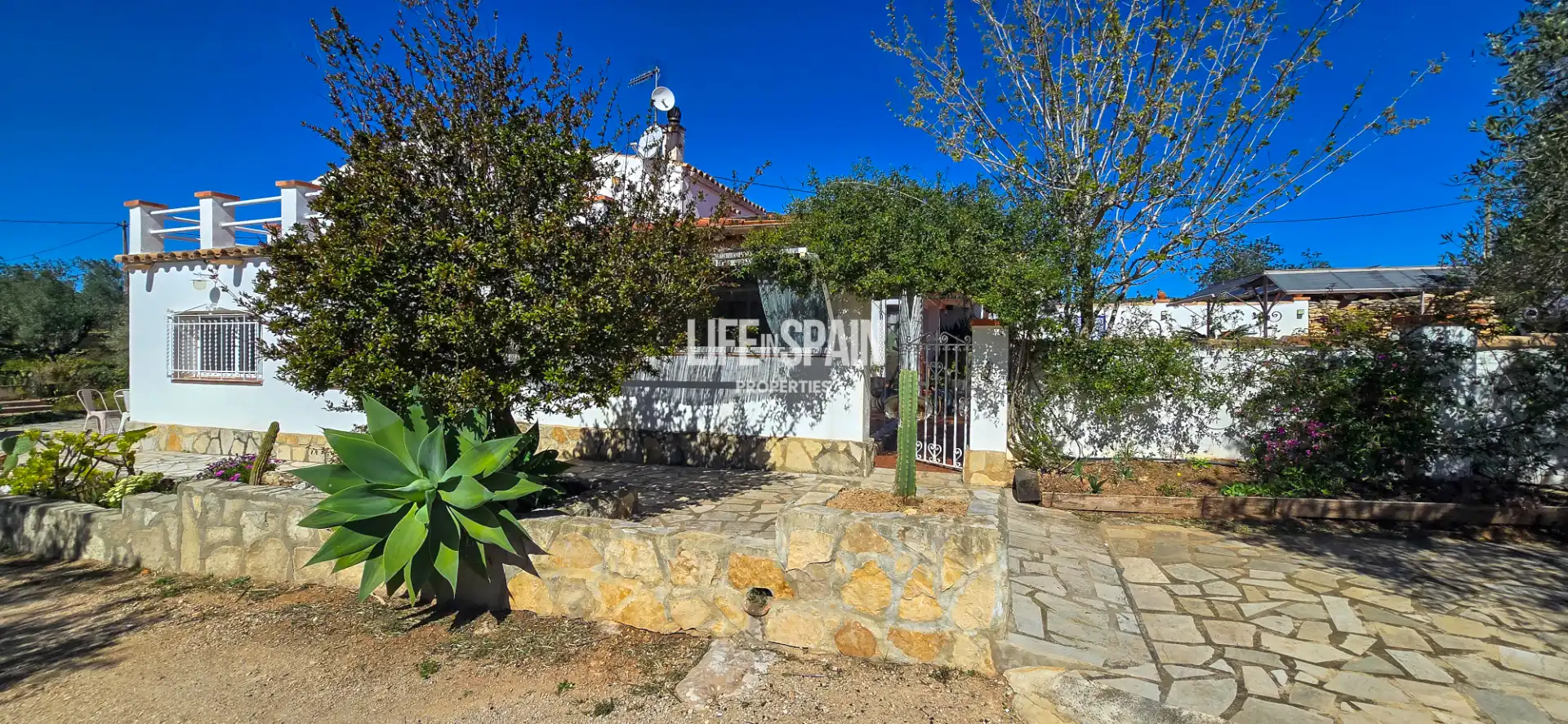 Country house with pool for sale in Camarles, imagen 80