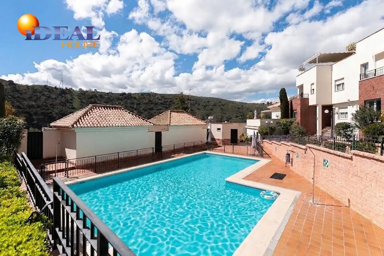 Maison mitoyenne avec piscine à vendre à Genil, imagen 3