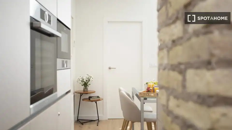 Piso con terraza en alquiler en L'Eixample, imagen 15