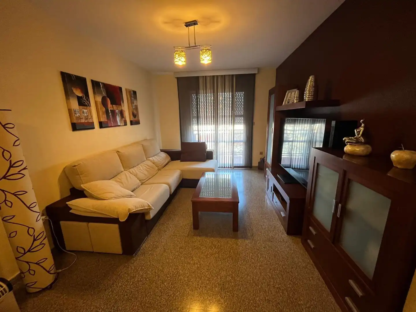 Wohnzimmer von Wohnung zur Miete in Almansa mit Heizung, Abstellraum und Möbliert