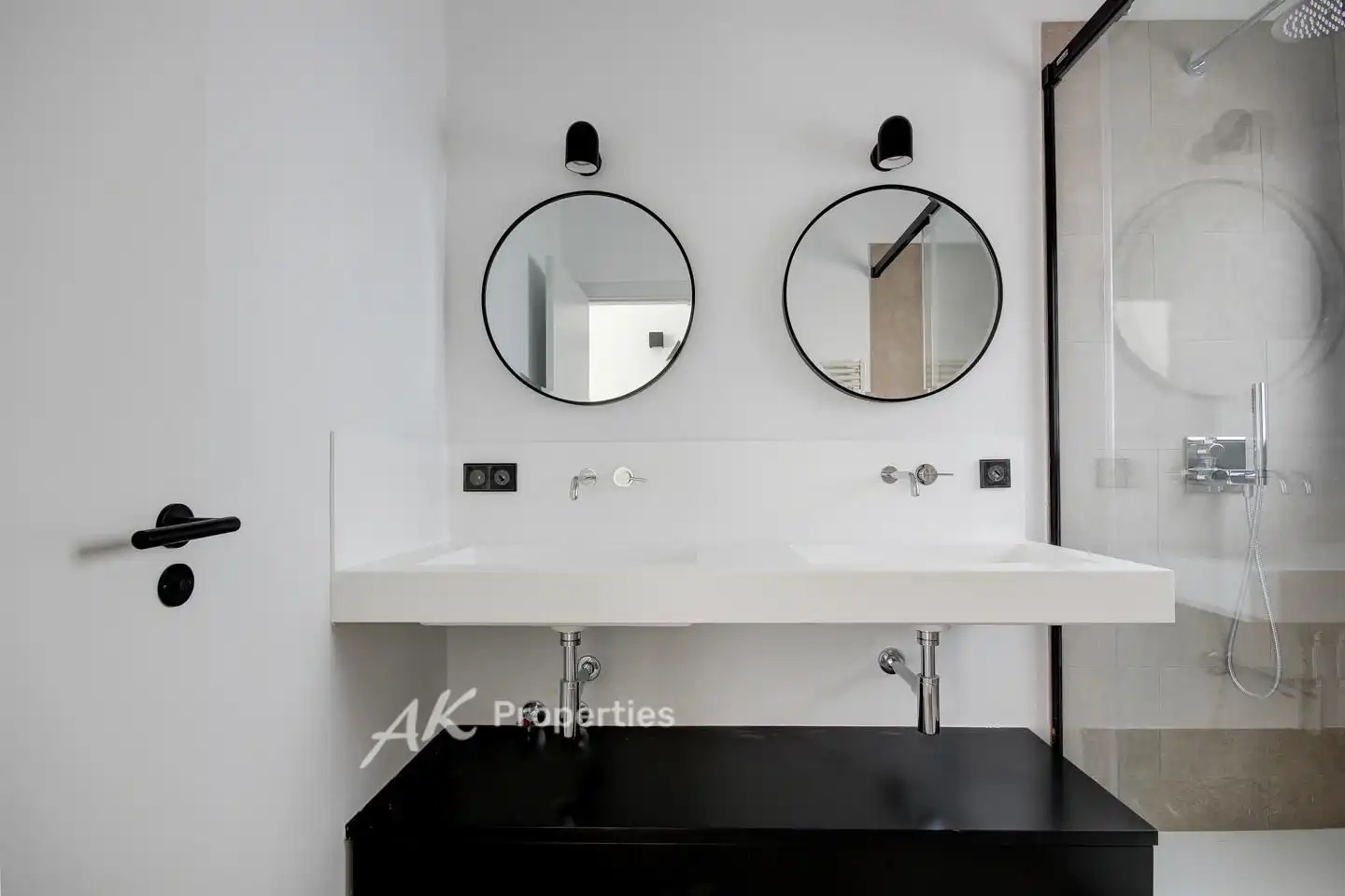 Badezimmer von Haus oder Chalet zur Miete in Castelldefels mit Klimaanlage, Privatgarten und Terrasse