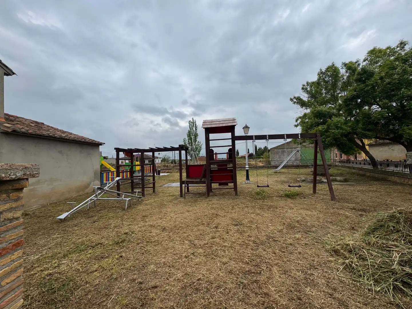 Finca rústica en venda en Villalba de la Loma amb Jardí privat i Traster