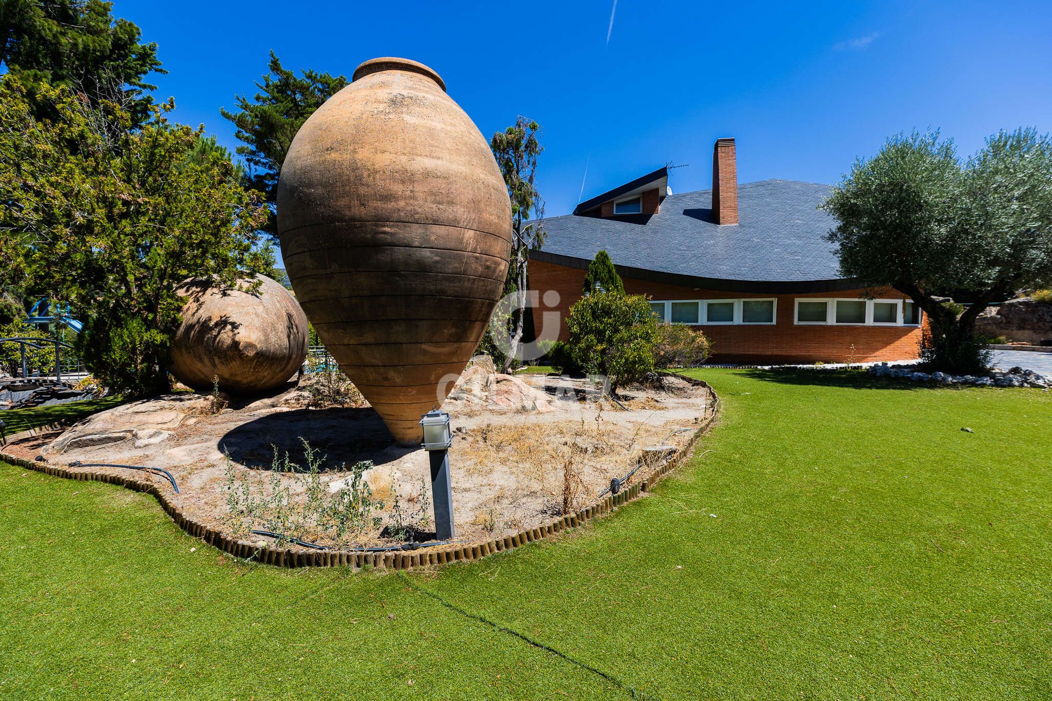 Jardí de Casa o xalet en venda en Hoyo de Manzanares amb Calefacció, Jardí privat i Piscina