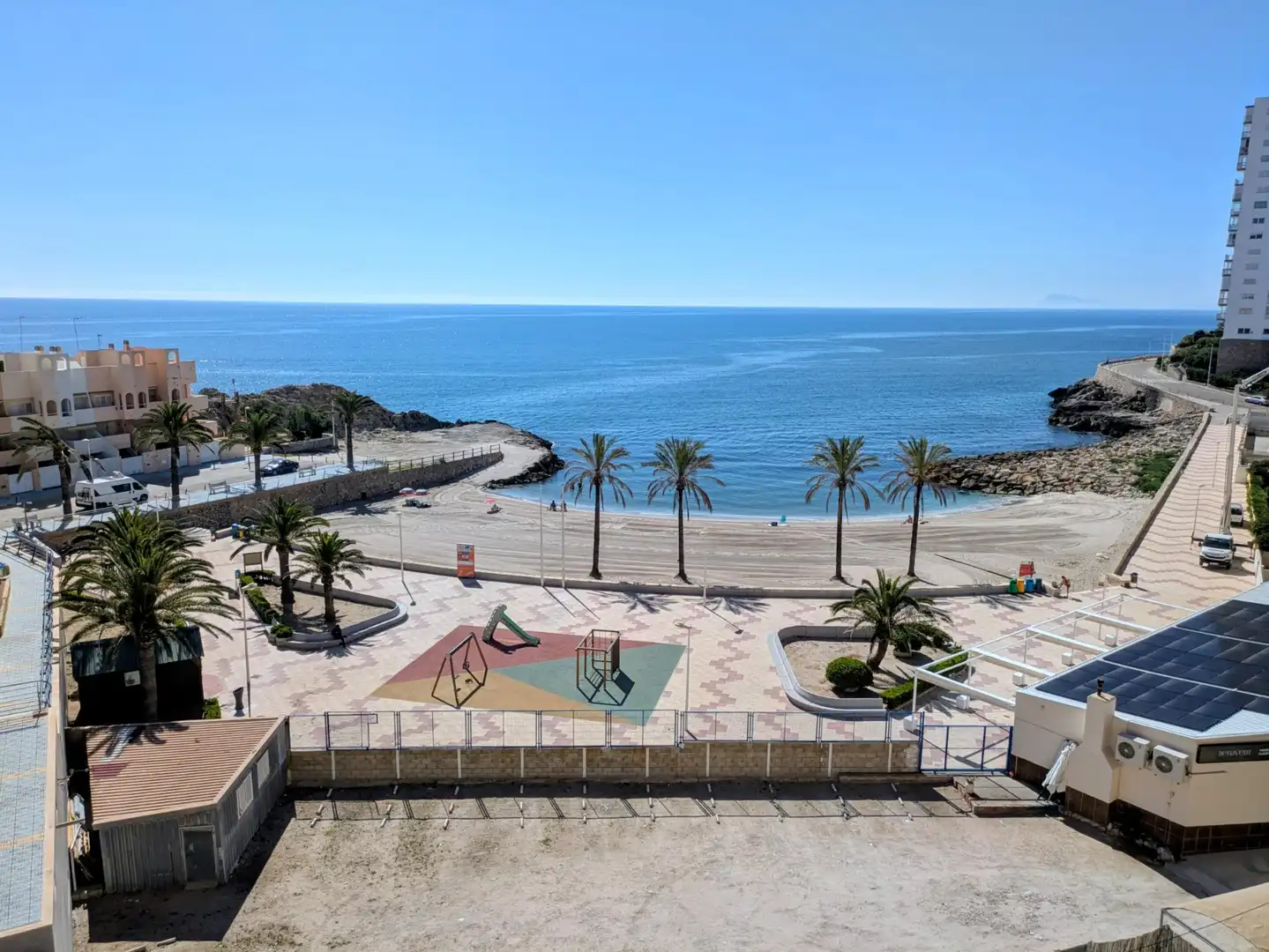 Außenansicht von Wohnungen zum Verkauf in Cullera mit Terrasse