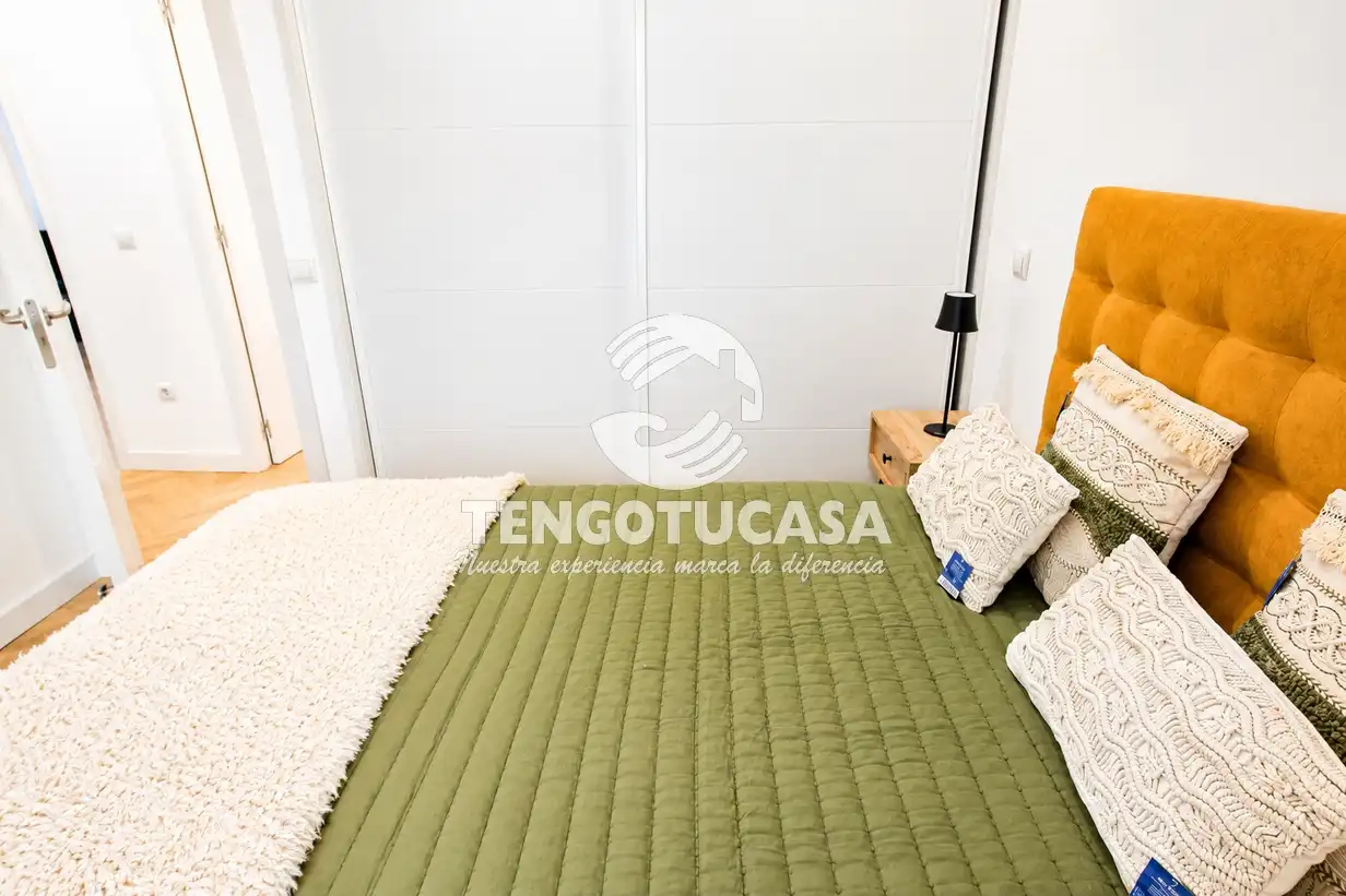 Dormitori de Pis en venda en Madrid amb Aire condicionat, Calefacció i Terrassa