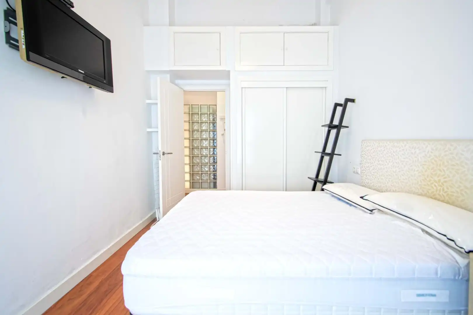 Dormitori de Apartament en venda en Sevilla amb Aire condicionat