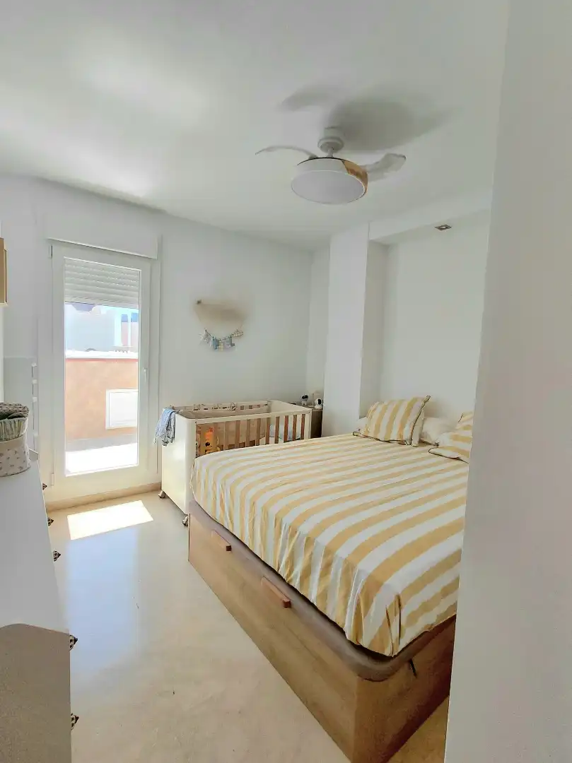 Habitación de Ático en venta en Benalmádena con Aire acondicionado, Terraza y Horno