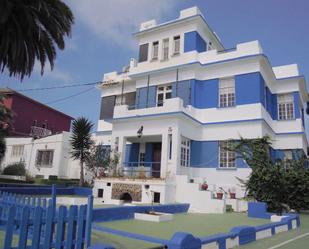 Vista exterior de Casa o xalet en venda en Las Palmas de Gran Canaria amb Jardí privat, Terrassa i Traster
