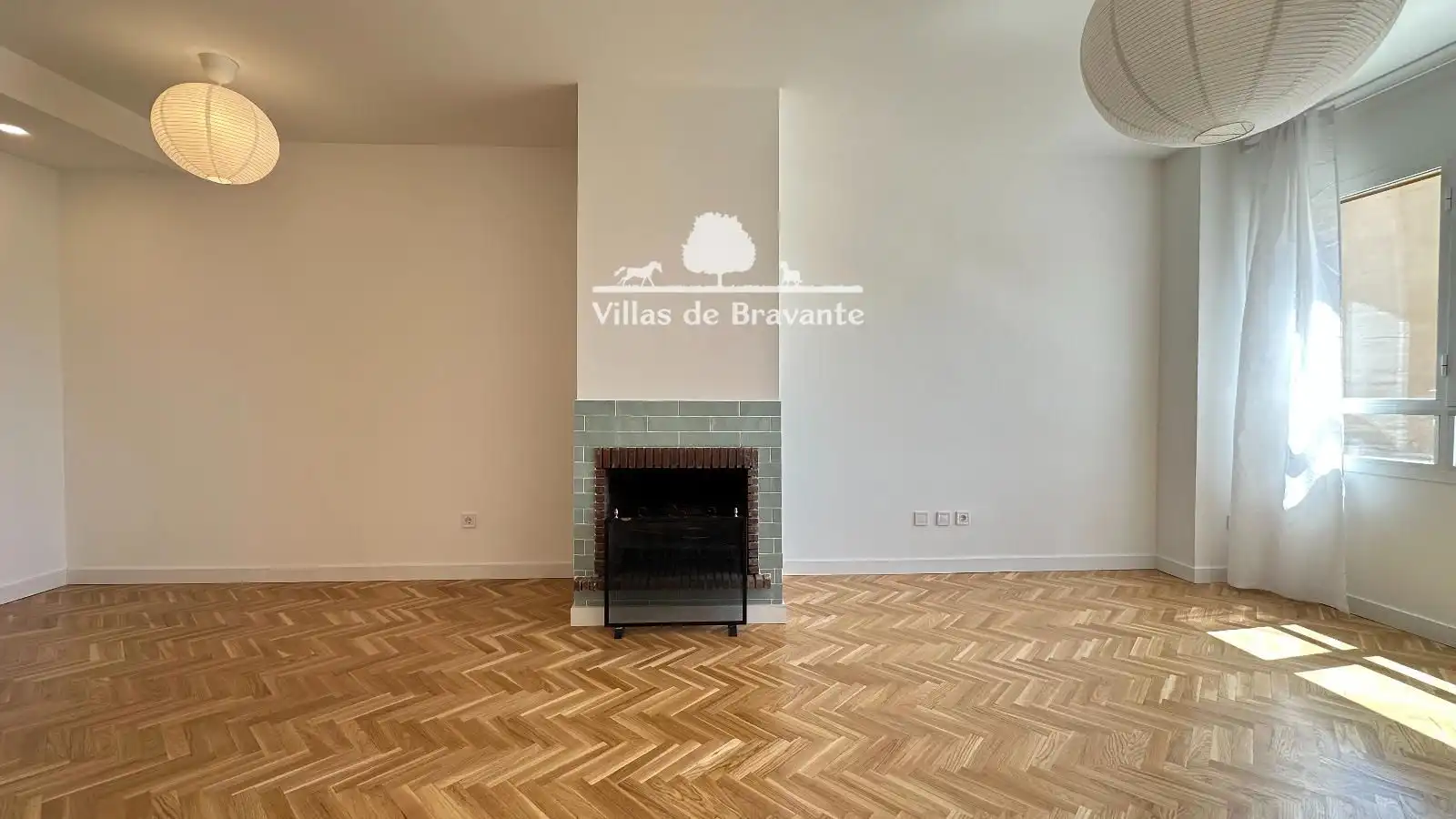 Sala d'estar de Pis de lloguer en San Lorenzo de El Escorial amb Aire condicionat, Calefacció i Parquet