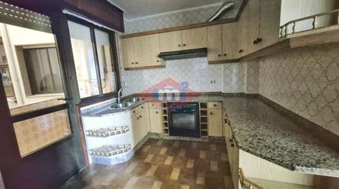 Foto 2 de Piso en venta en Avenida Concordia, 54, Tui, Pontevedra